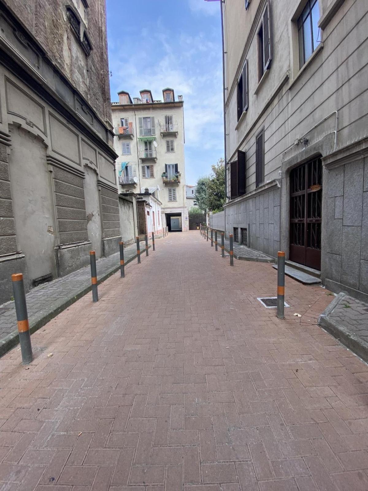 Bed2Go Brescia Apartment Turin Bagian luar foto