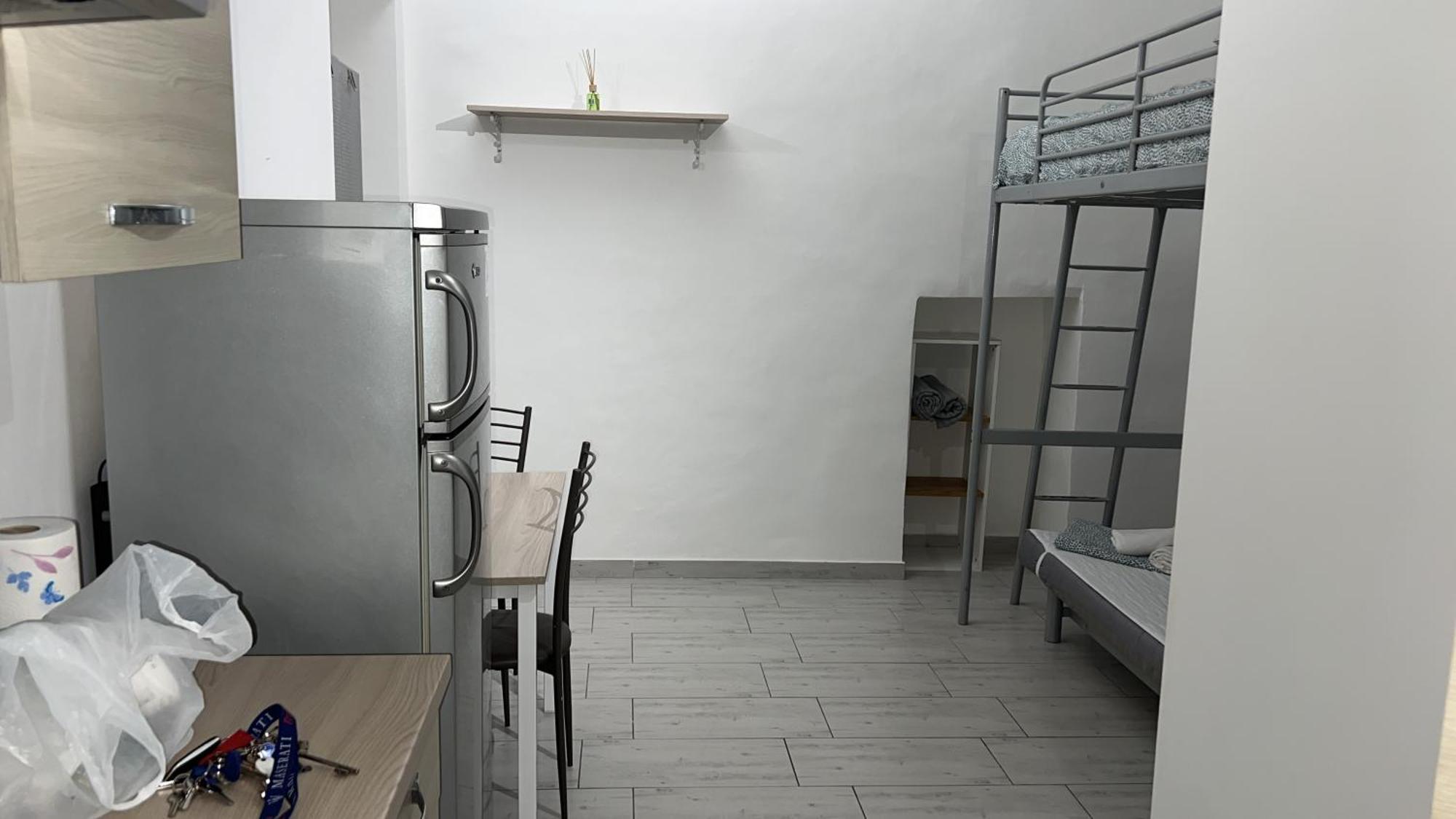 Bed2Go Brescia Apartment Turin Bagian luar foto